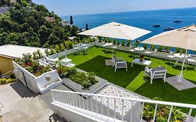 Villa Pietra Santa